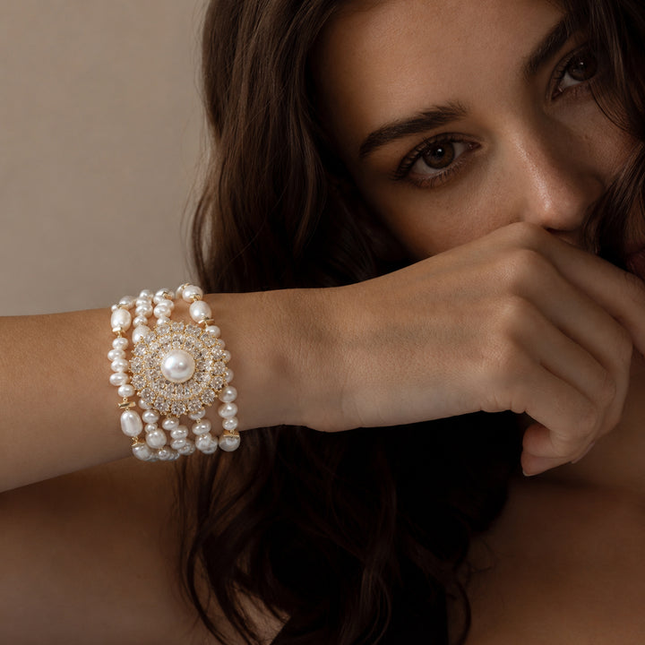 Étoile Royale Pearl Lariat Necklace