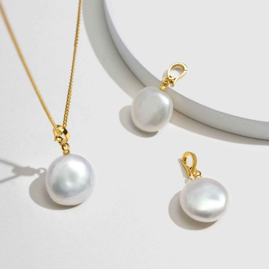 Classic Button Pearl Necklace