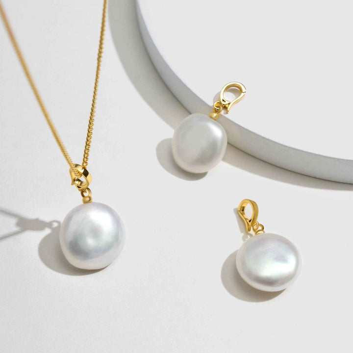 Classic Button Pearl Necklace