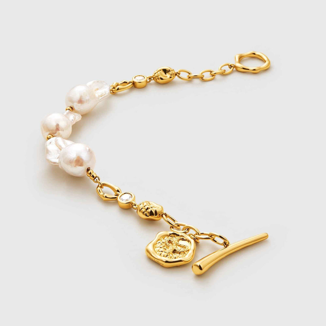 Gilded Tides Pearl Bracelet