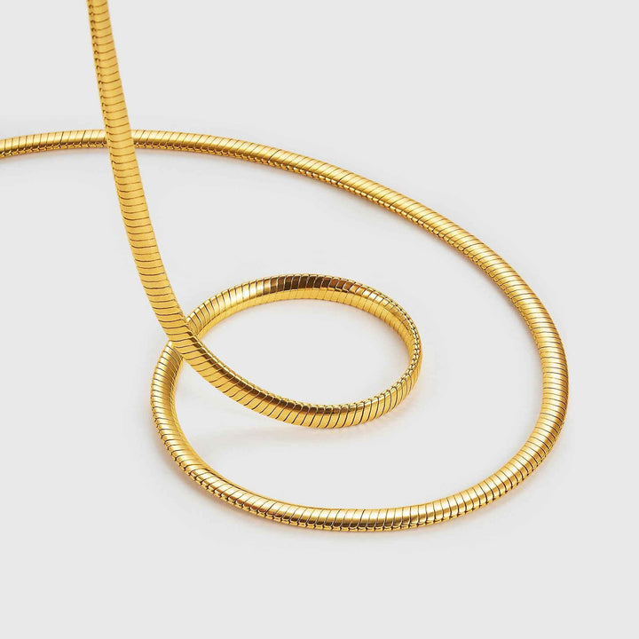 Elegant Baroque Pearl & Gold Chain Necklace