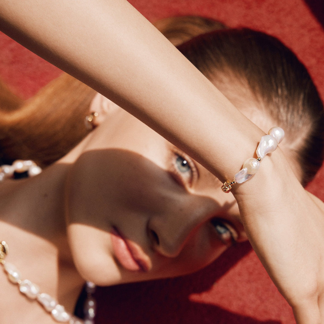 Gilded Tides Pearl Bracelet