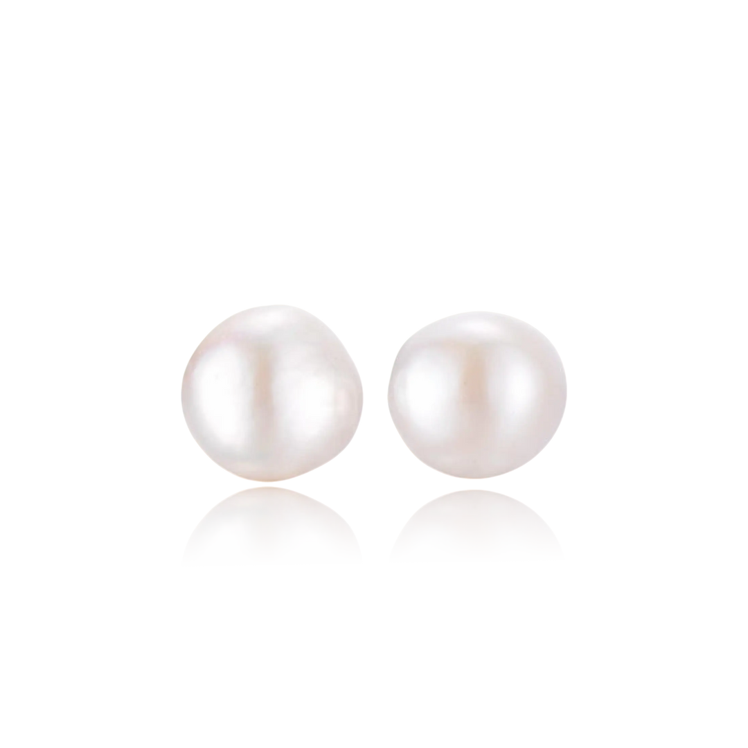 Classic Glow Pearl Stud Earrings