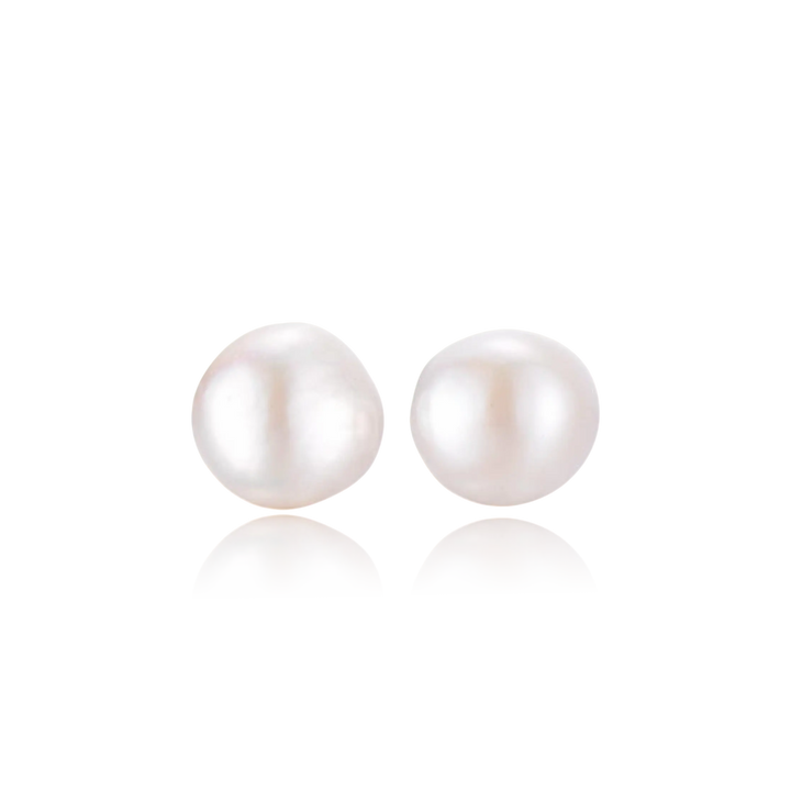 Classic Glow Pearl Stud Earrings