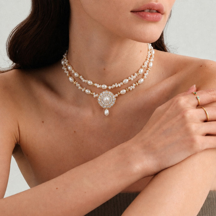 Étoile Royale Pearl Lariat Necklace