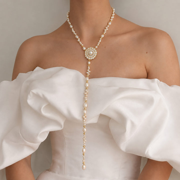 Étoile Royale Pearl Lariat Necklace