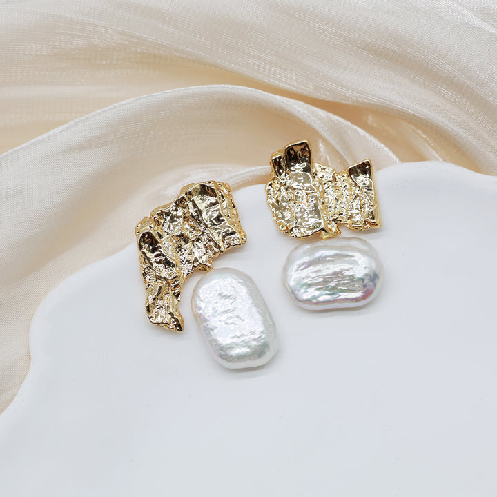 Boucles d'oreilles Perles Baroques sur Plaque Texturée