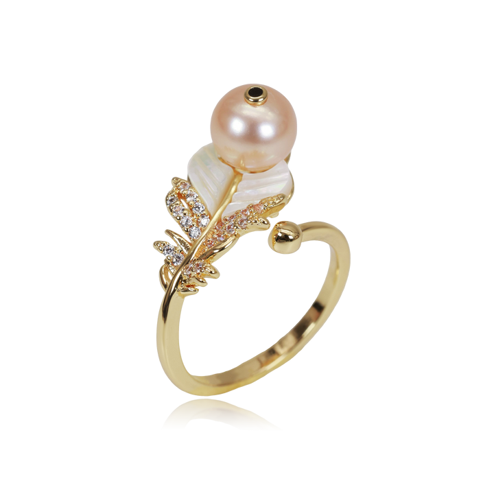 Golden Leaf Pearl Ring