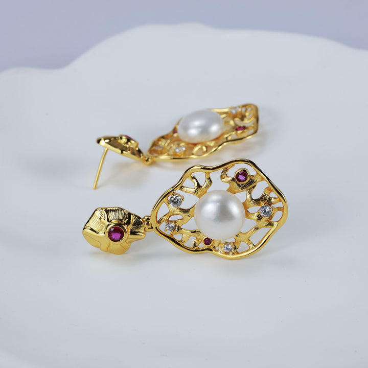 Baroque Frame Pearl Earrings