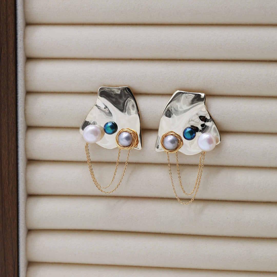 Abstract Plate Pearl Chain Earrings