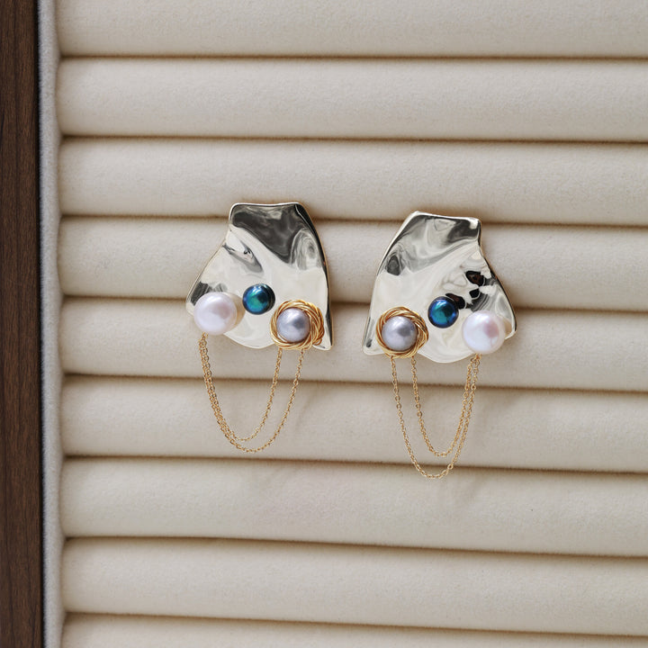 Abstract Plate Pearl Chain Earrings