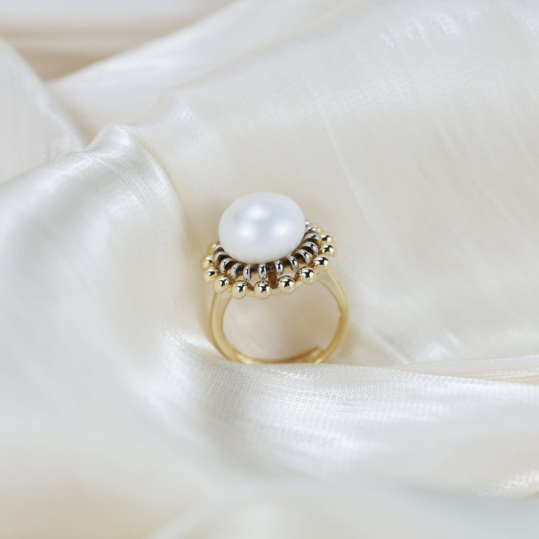 Radiant Halo Pearl Ring