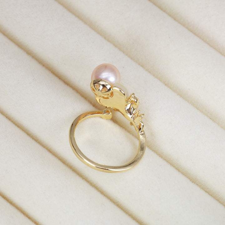 Golden Leaf Pearl Ring