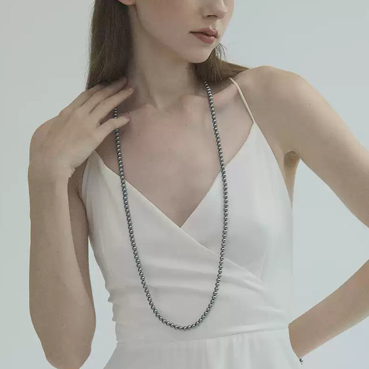 Midnight Tassel Pearl Necklace