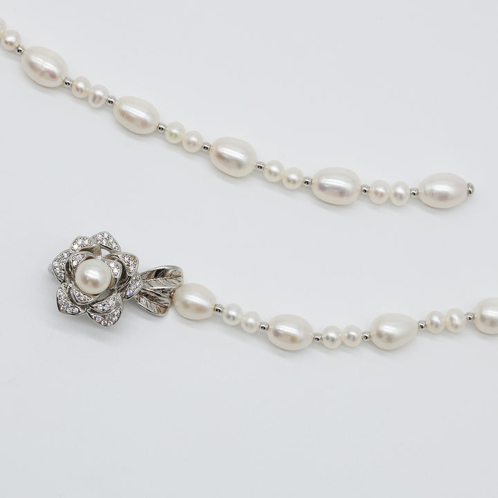 Étoile Lariat Pearl Necklace