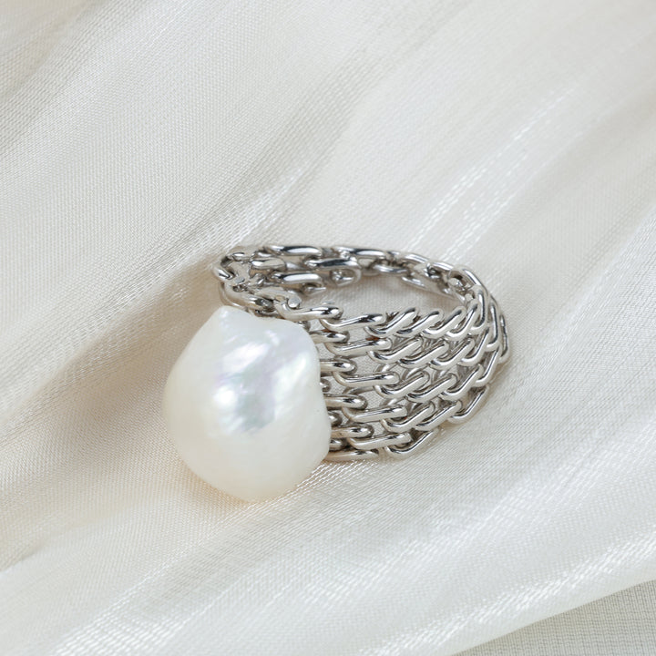 Woven Chain Pearl Statement Ring