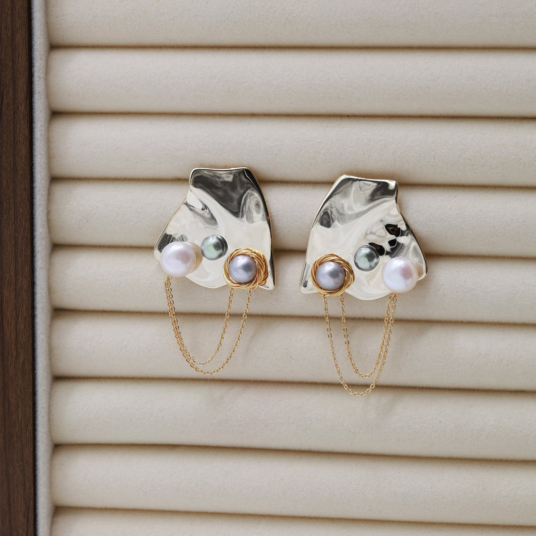 Abstract Plate Pearl Chain Earrings