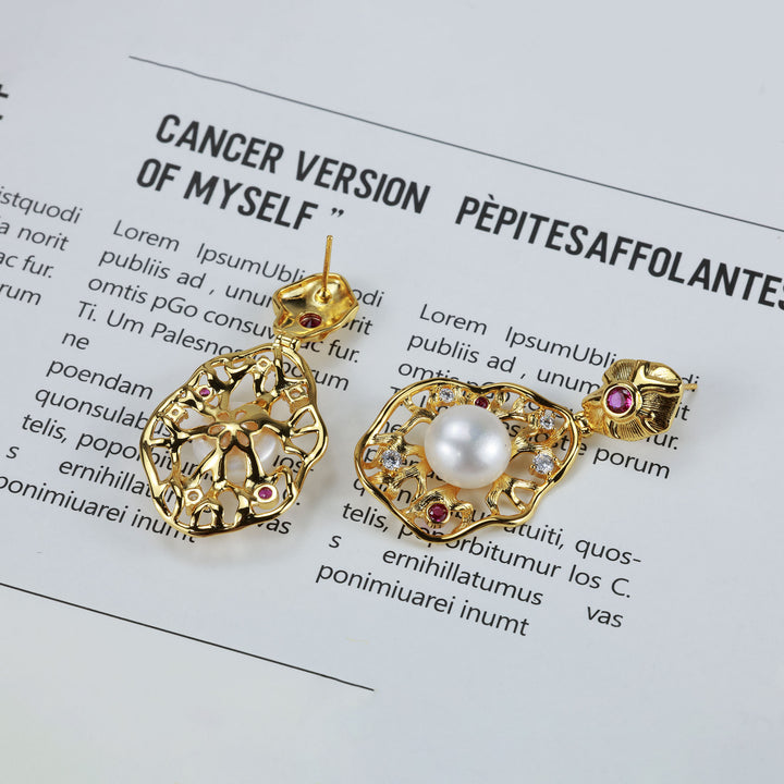 Baroque Frame Pearl Earrings