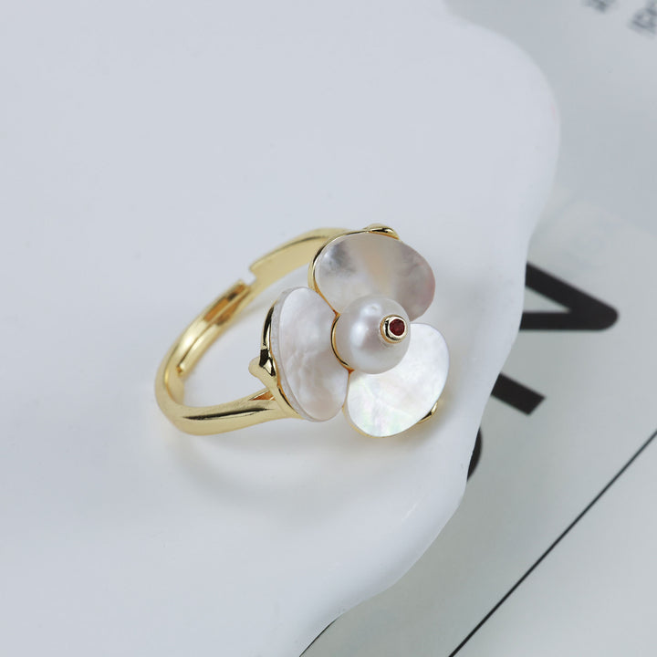 Bague Nacre Fleurie