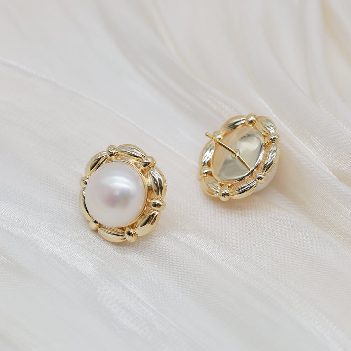 Woven Gold Frame Pearl Earrings