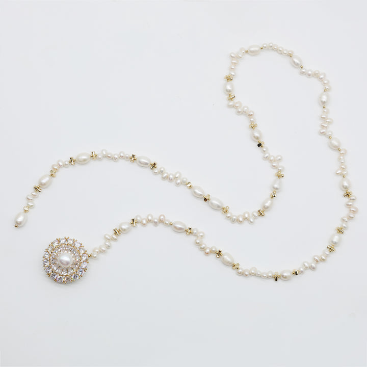 Étoile Royale Pearl Lariat Necklace