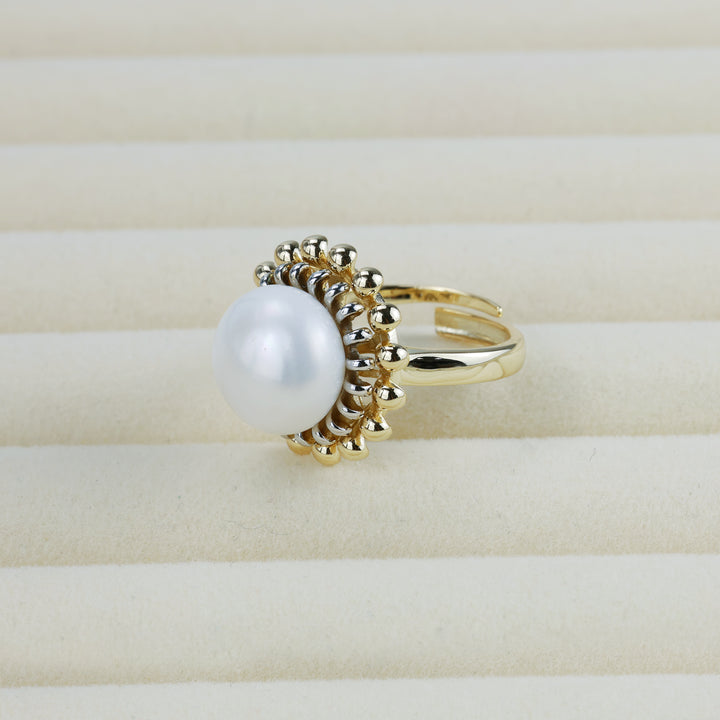 Radiant Halo Pearl Ring