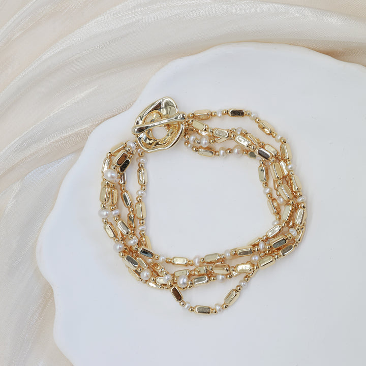 Veloura Pearl Chain Bracelet