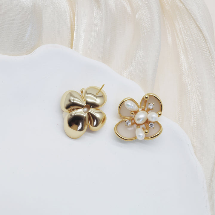 Bloom Pearl Flower Earrings