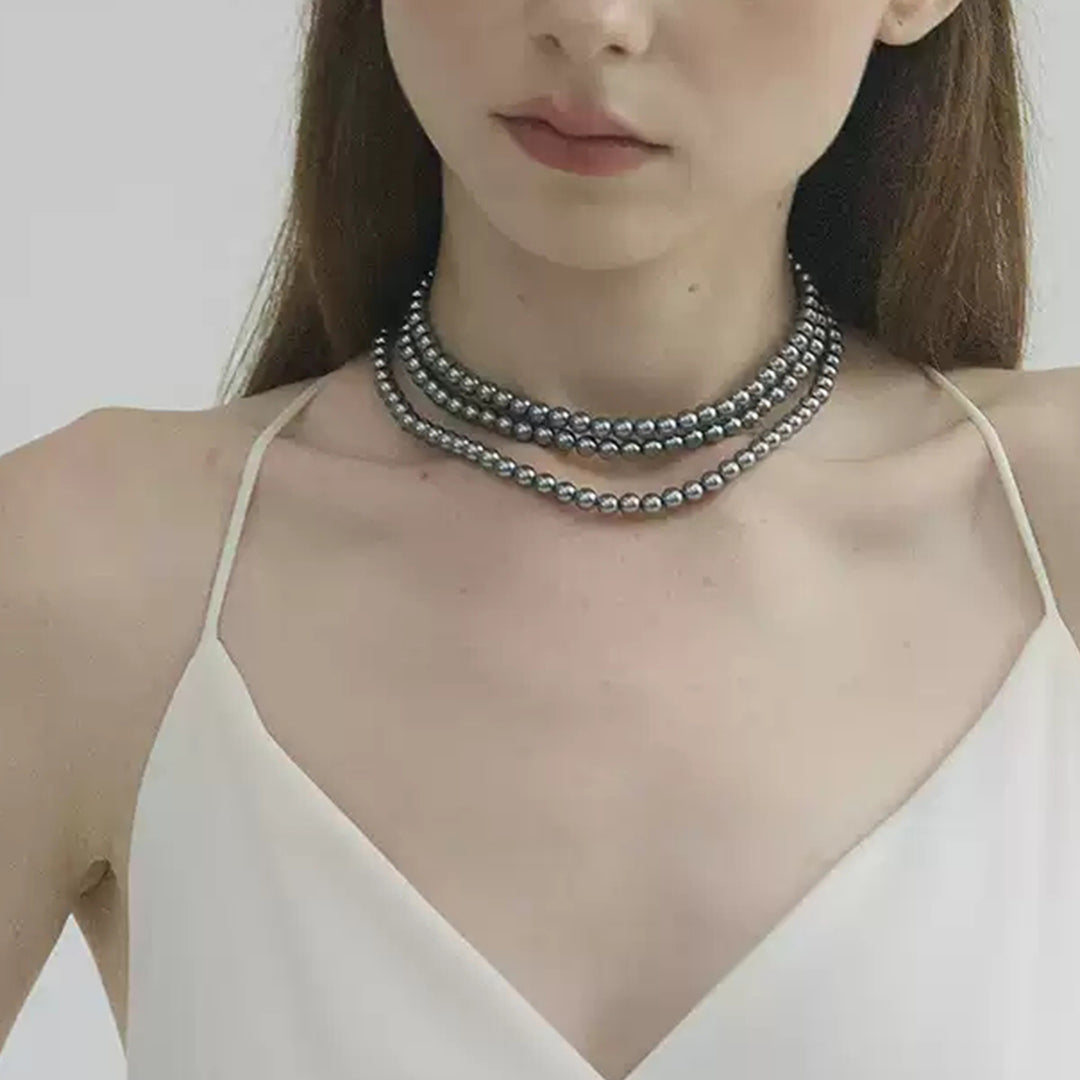 Midnight Tassel Pearl Necklace