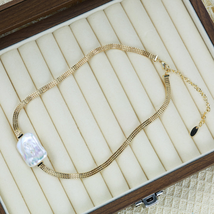 Modern Baroque Pearl Choker Necklace