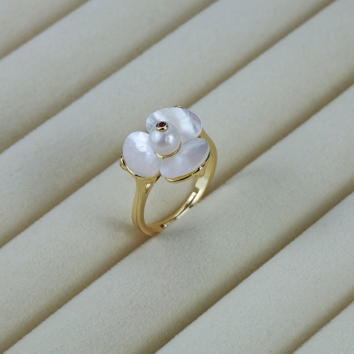 Bague Nacre Fleurie