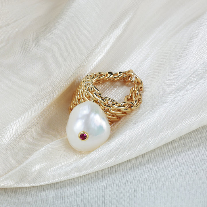 Chain Weave Pearl Statement Ring