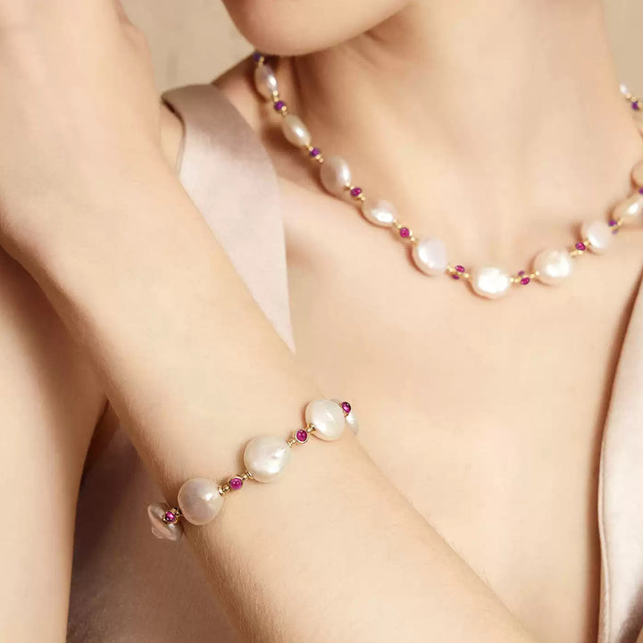 Natural Muse Pearl Bracelet