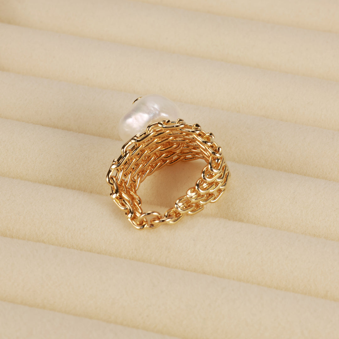 Chain Weave Pearl Statement Ring