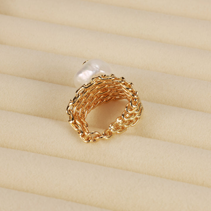 Chain Weave Pearl Statement Ring