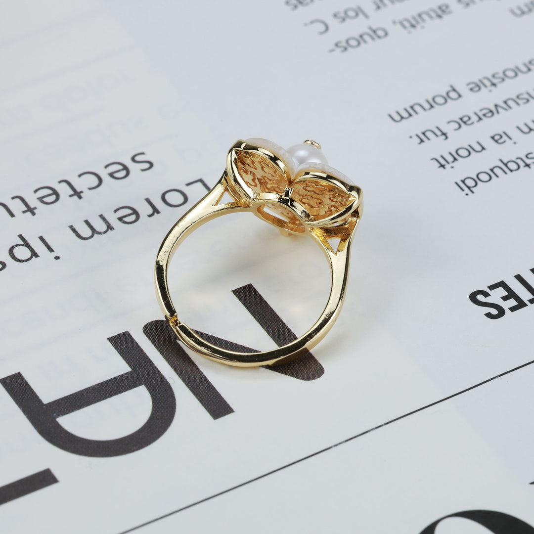 Bague Nacre Fleurie