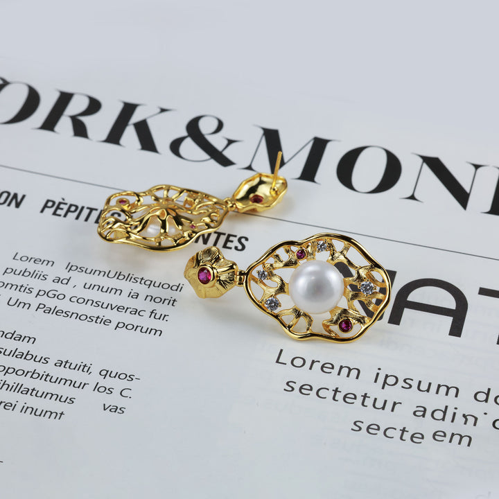 Baroque Frame Pearl Earrings