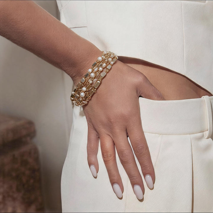 Veloura Pearl Chain Bracelet