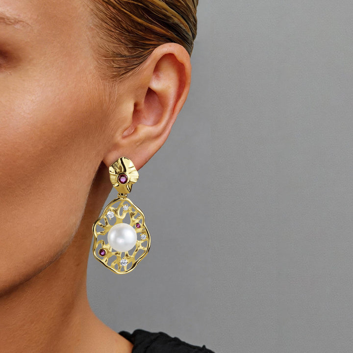 Baroque Frame Pearl Earrings